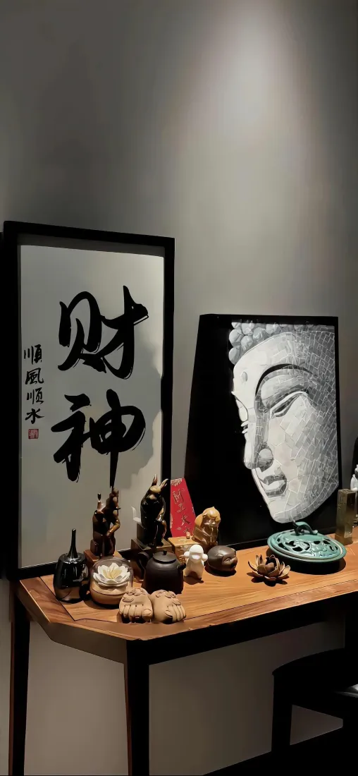 财神佛头摆件手机壁纸｜禅意茶室国风陈设背景图片 - 书法装饰「哲风壁纸」