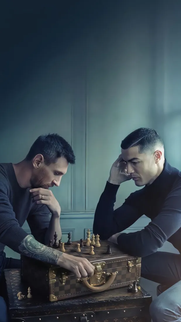 梅西C罗手机壁纸｜国际象棋对弈背景图片 - 足坛传奇同框「哲风壁纸」
