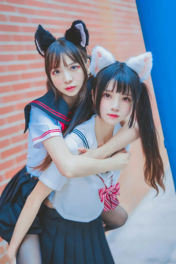 桜桃喵&疯猫ss手机壁纸｜JK少女背景图片 - 猫耳黑丝街拍「哲风壁纸」