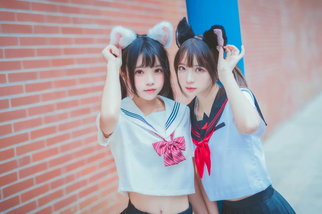 8k桜桃喵&疯猫ss壁纸｜JK百合街拍背景图片 - 猫耳少女「哲风壁纸」
