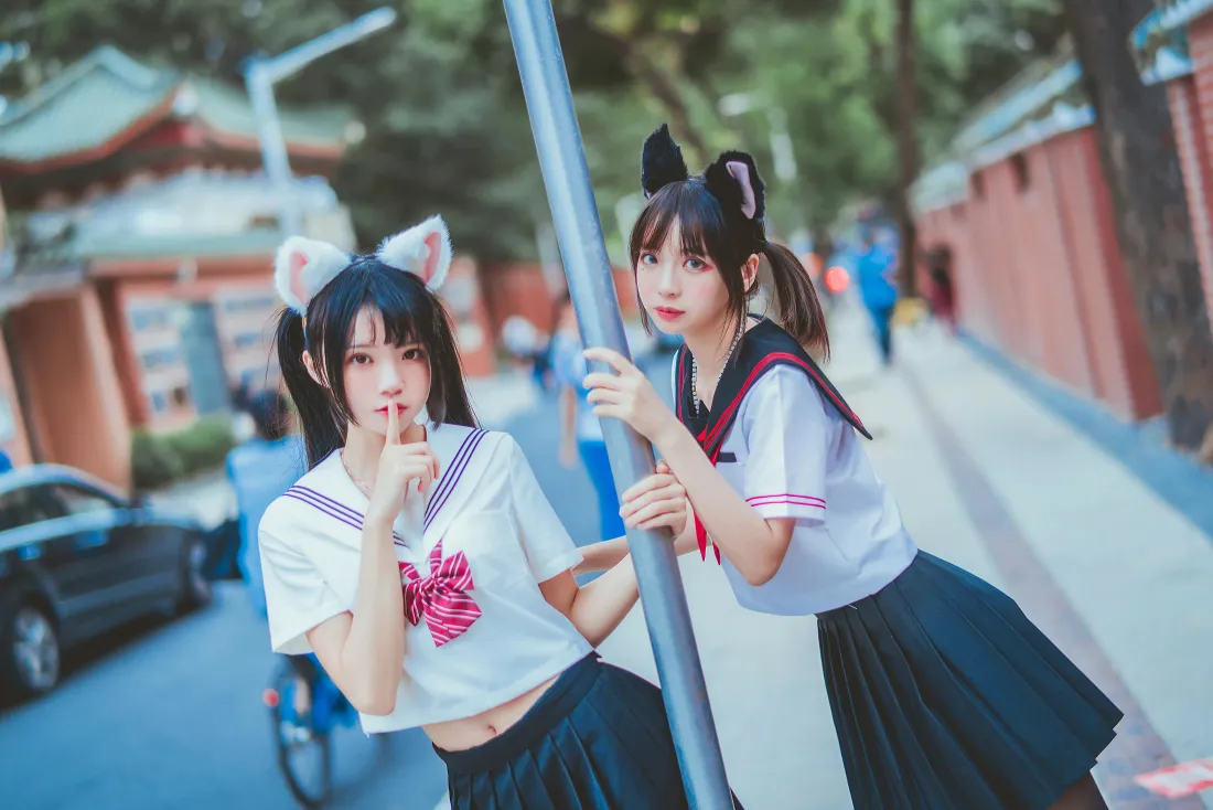 8k桜桃喵&疯猫ss壁纸｜JK百合街拍背景图片 - 猫耳黑丝少女「哲风壁纸」