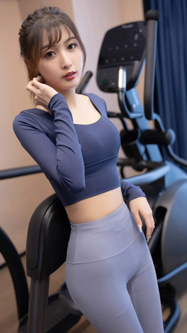 性感健身美女手机壁纸｜健身房瑜伽穿搭背景图片 - 运动写真「哲风壁纸」