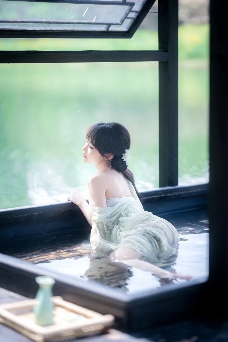 江南水色手机壁纸｜古风美女背景图片 - 中式临水茶室「哲风壁纸」