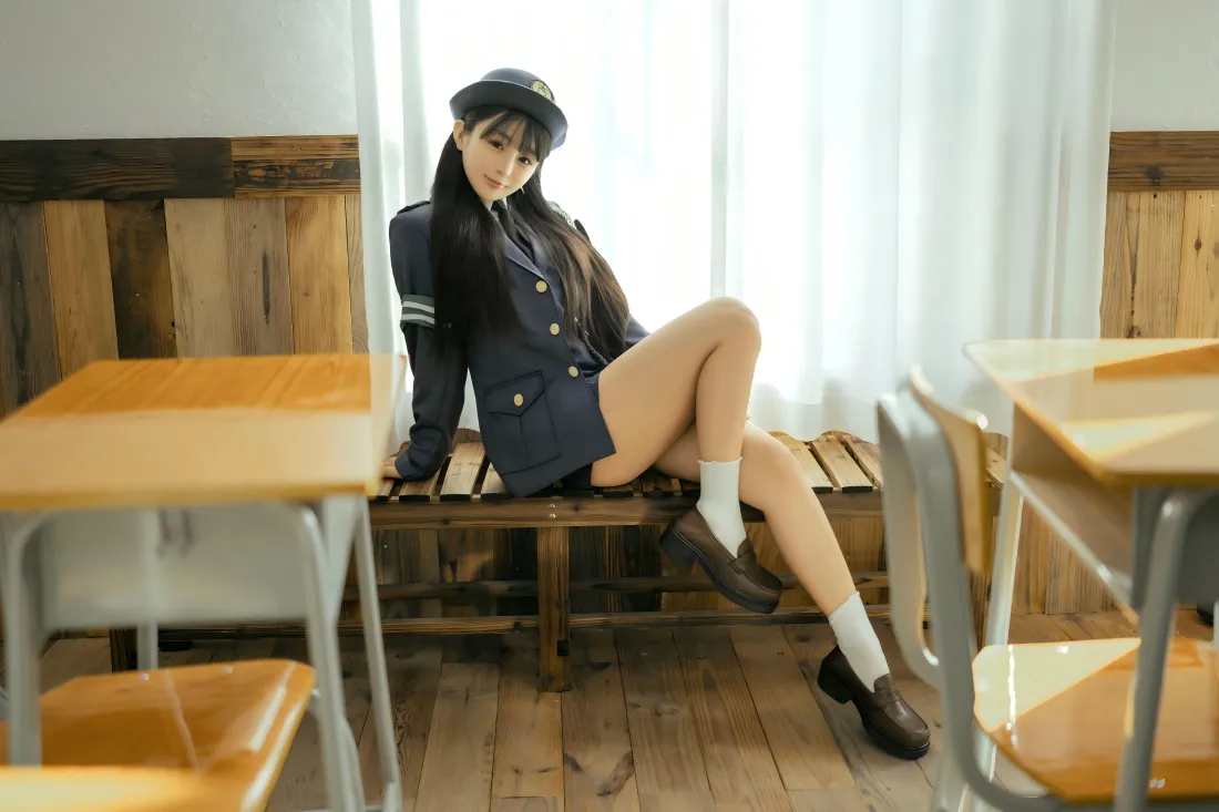 7k制服美女壁纸｜教室场景背景图片 - 青春人像写真「哲风壁纸」