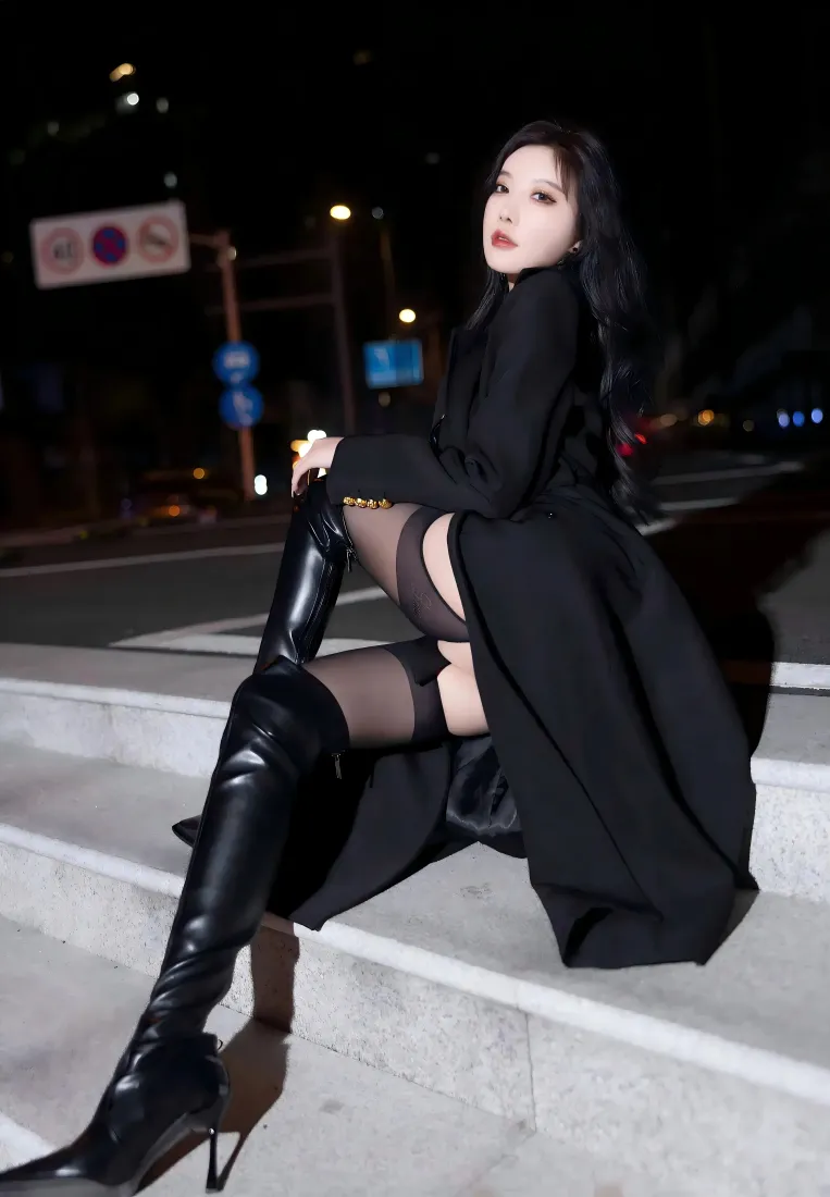 性感美女手机壁纸｜都市夜景背景图片 - 酷飒时尚穿搭「哲风壁纸」