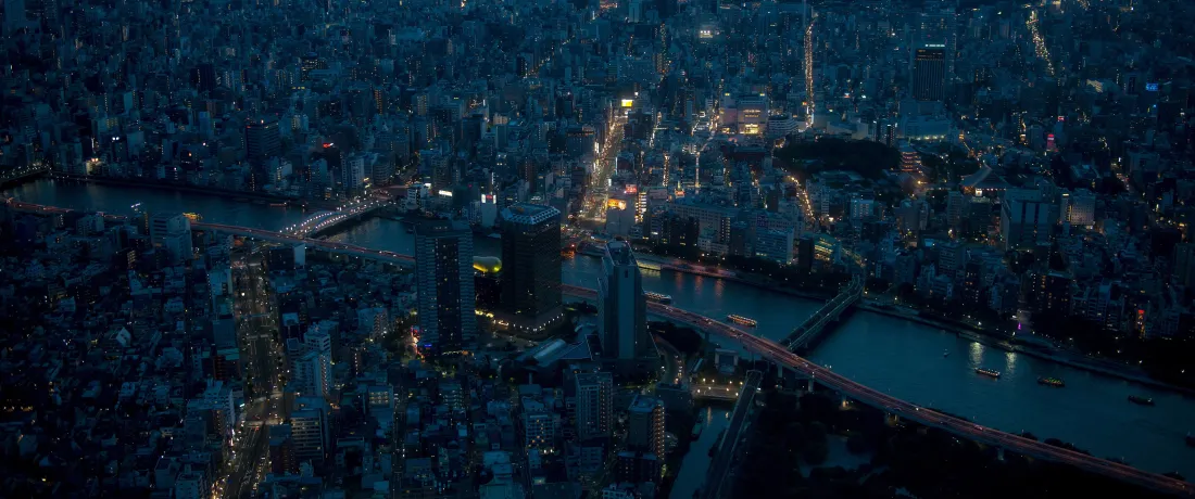 7k繁华城市夜景壁纸｜现代都市背景图片 - 夜晚灯光建筑「哲风壁纸」