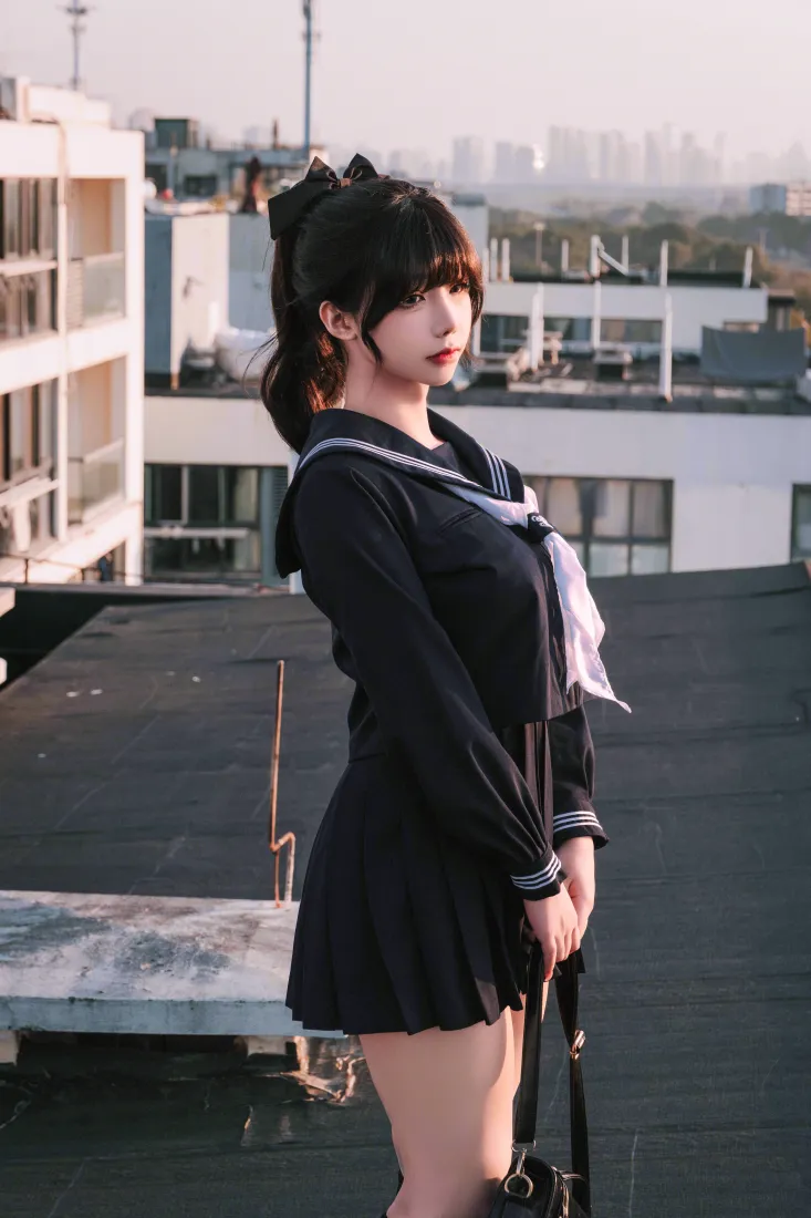 JK制服美女手机壁纸｜天台场景背景图片 - 甜酷少女穿搭「哲风壁纸」