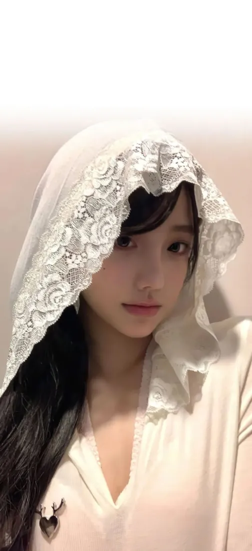 蕾丝头纱美女手机壁纸｜浅色系居家背景图片 - 性感清纯人像「哲风壁纸」