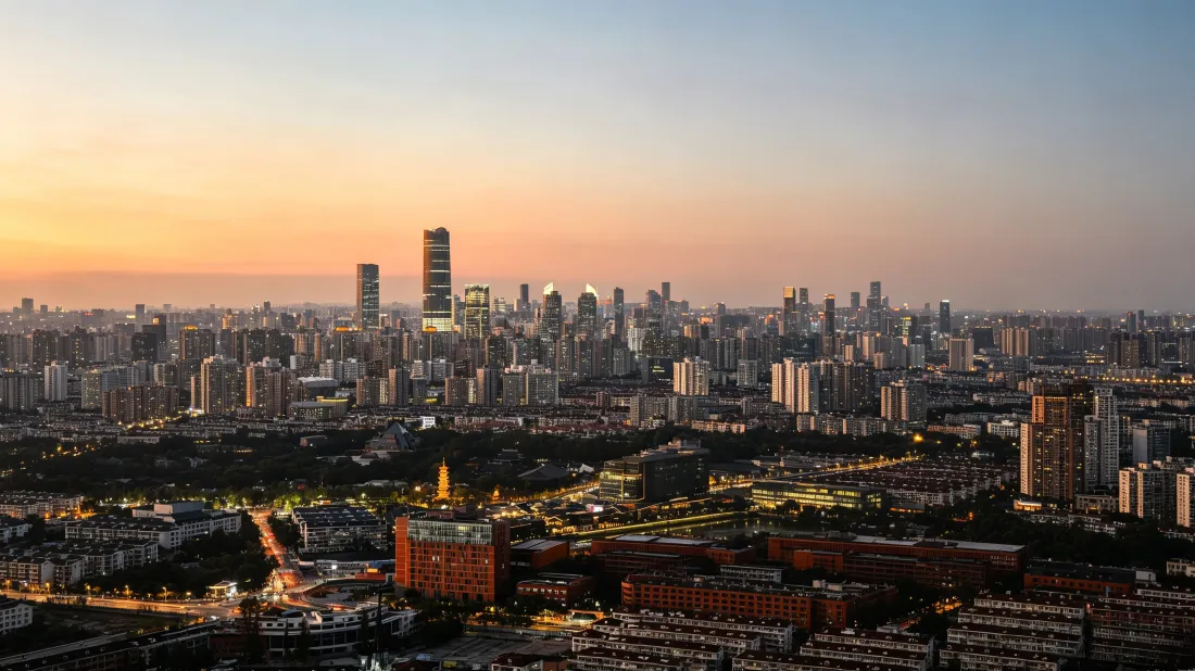 3k城市黄昏壁纸｜高空俯瞰城市天际线背景图片 - 日落风景「哲风壁纸」