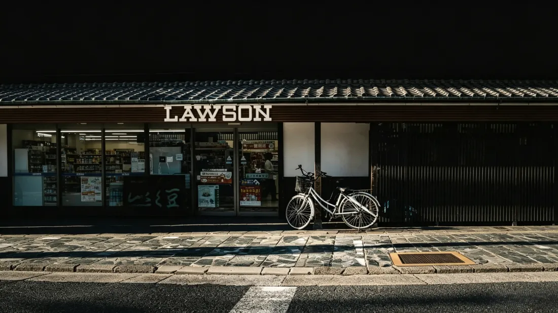 3k罗森便利店壁纸｜日式街头背景图片 - 治愈文艺街景「哲风壁纸」