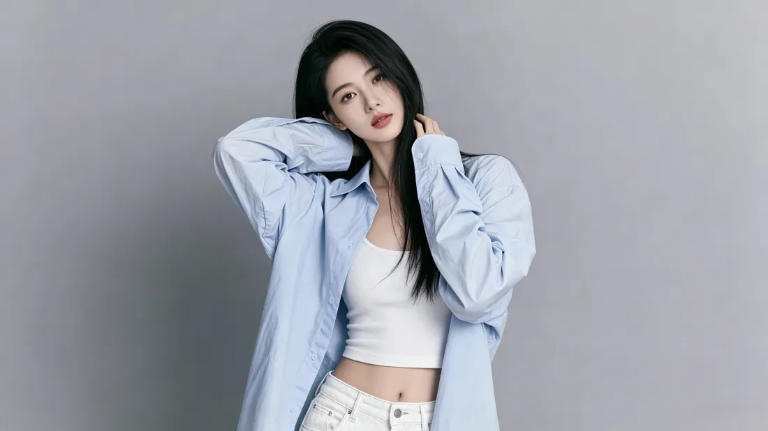 3k气质美女壁纸｜浅灰背景图片 - 休闲时尚穿搭「哲风壁纸」