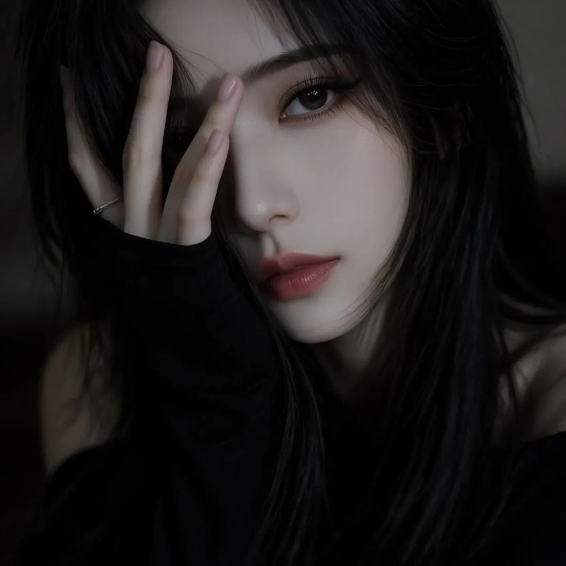 氛围感美女手机壁纸｜暗调御姐背景图片 - 红唇长发「哲风壁纸」