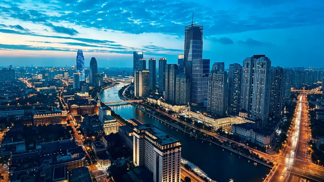 3k现代城市天际线壁纸｜河畔都市背景图片 - 日落夜景风光「哲风壁纸」
