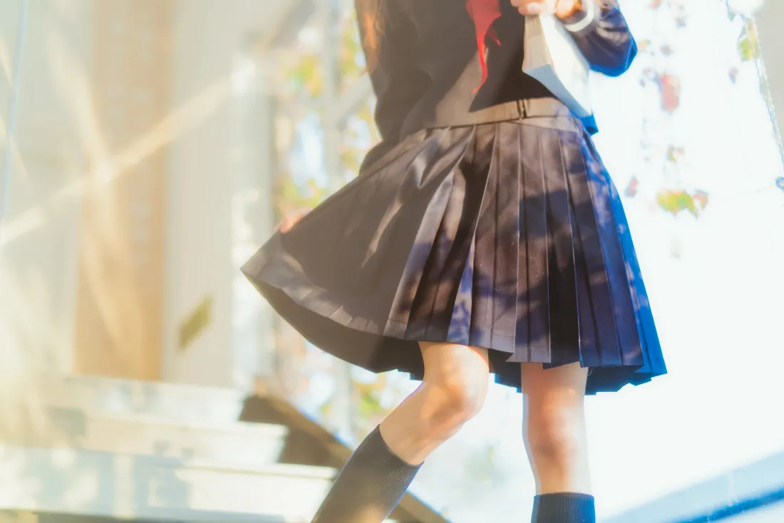 8k桜桃喵壁纸｜JK制服少女背景图片 - 日系校园风写真「哲风壁纸」