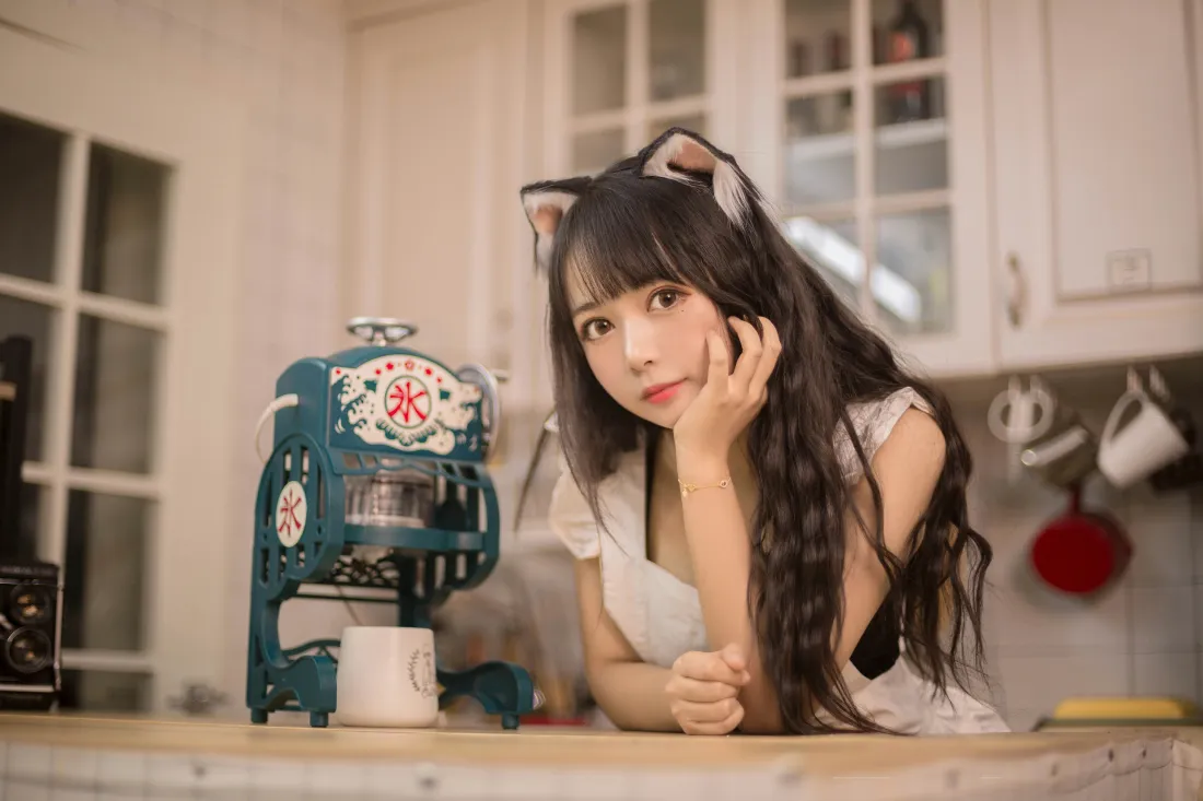 6k黑猫猫OvO壁纸｜厨房女仆背景图片 - 猫耳小厨娘「哲风壁纸」