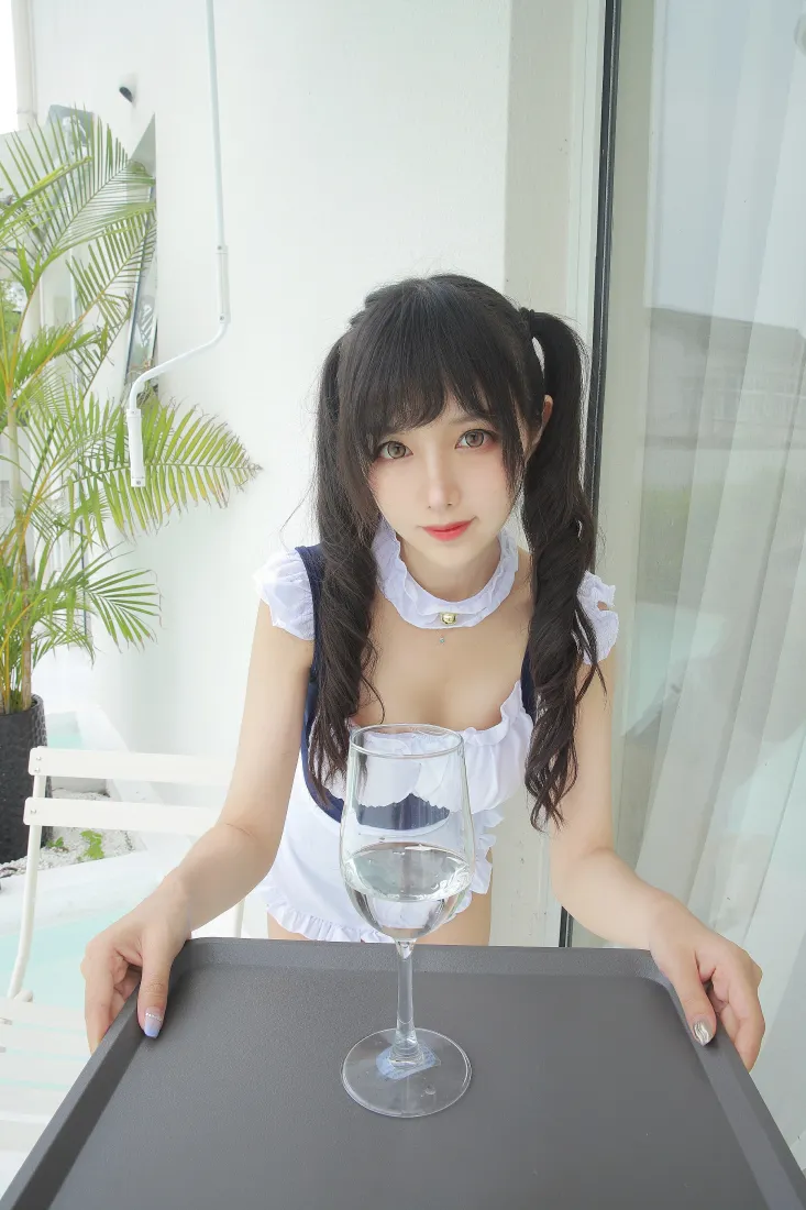 Shika小鹿鹿手机壁纸｜女仆死库水双马尾背景图片 - 清纯少女写真「哲风壁纸」