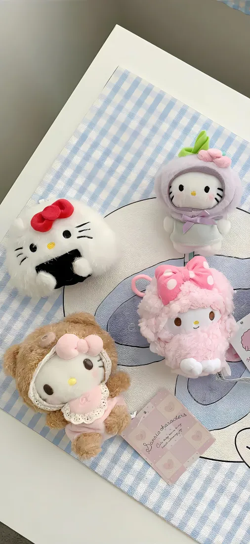 Hello Kitty手机壁纸｜软萌毛绒玩偶背景图片 - 可爱三丽鸥周边「哲风壁纸」