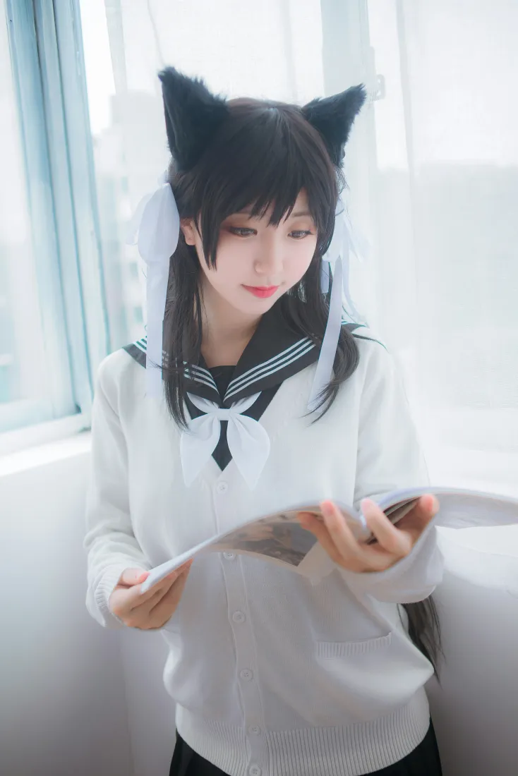 爱宕cos手机壁纸｜室内窗边背景图片 - JK水手服兽耳少女「哲风壁纸」