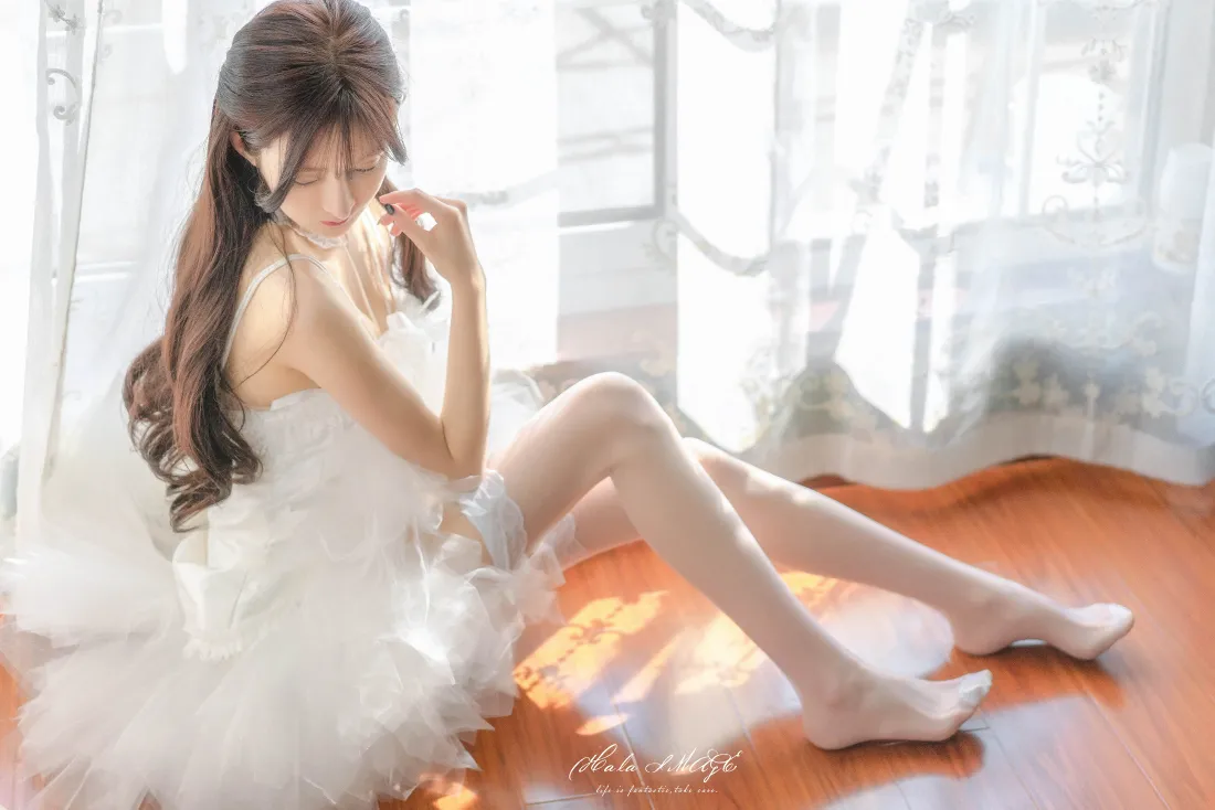 4k长发壁纸 - 暖光 - 美女 - 少女「哲风壁纸」