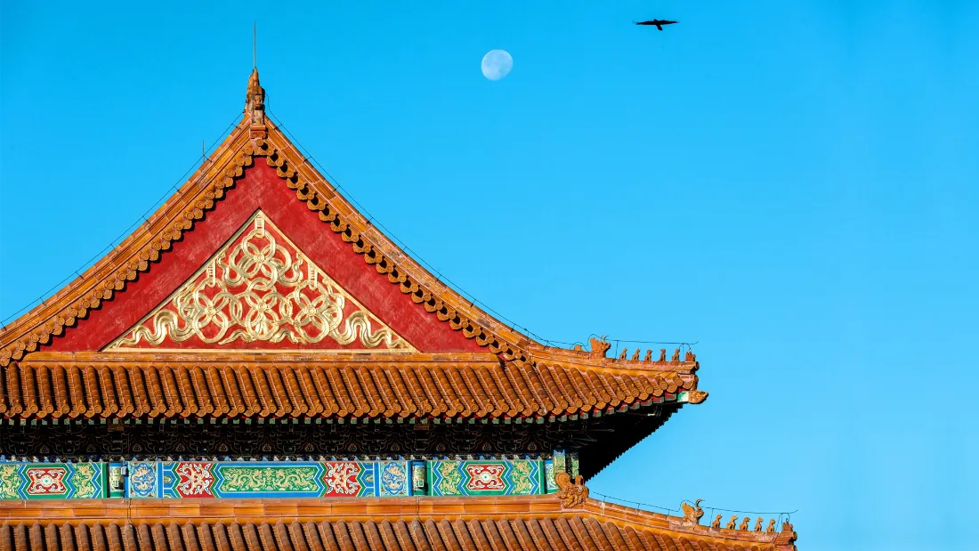 2k紫禁城壁纸｜古建筑屋顶背景图片 - 晴天明月飞鸟「哲风壁纸」