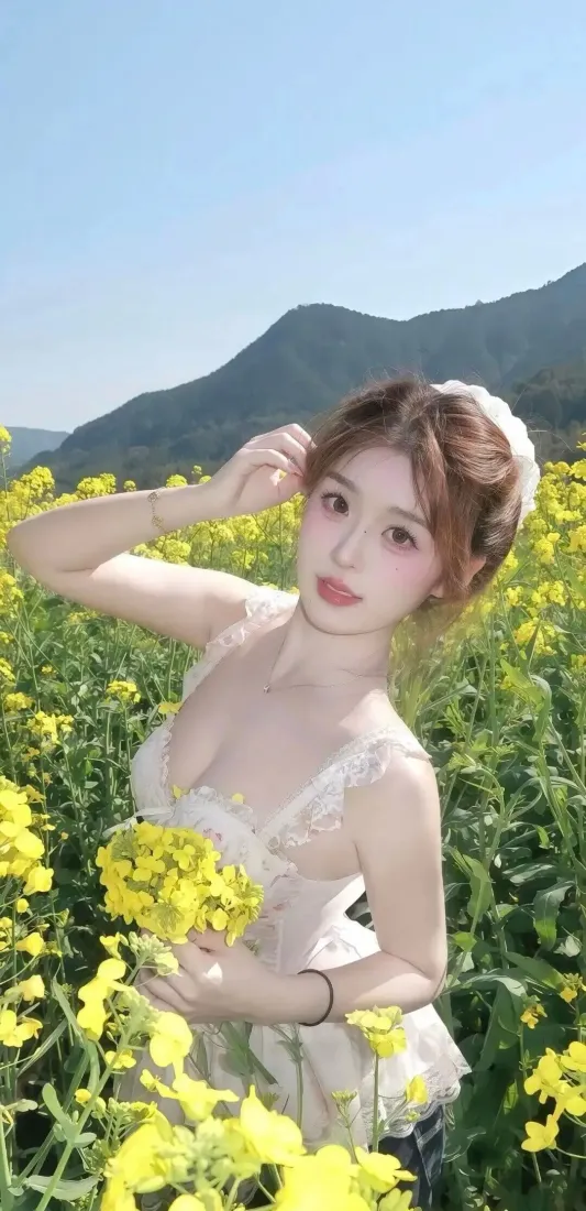 油菜花田美女手机壁纸｜户外清新背景图片 - 纯欲少女写真「哲风壁纸」