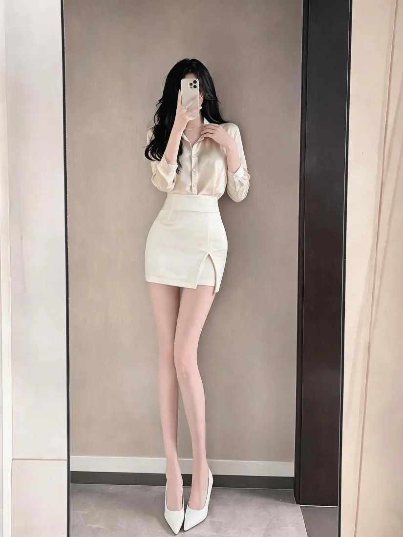 OL美女手机壁纸｜对镜自拍背景图片 - 白衬衫包臀裙穿搭「哲风壁纸」