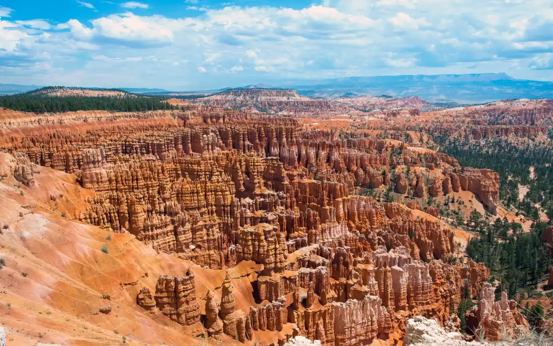 4k布莱斯峡谷｜岩柱石林背景图片 - 橙红岩峰峡谷自然风光「哲风壁纸」