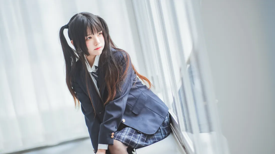 4kJK制服少女壁纸｜白纱背景图片 - 双马尾学院风女神写真「哲风壁纸」