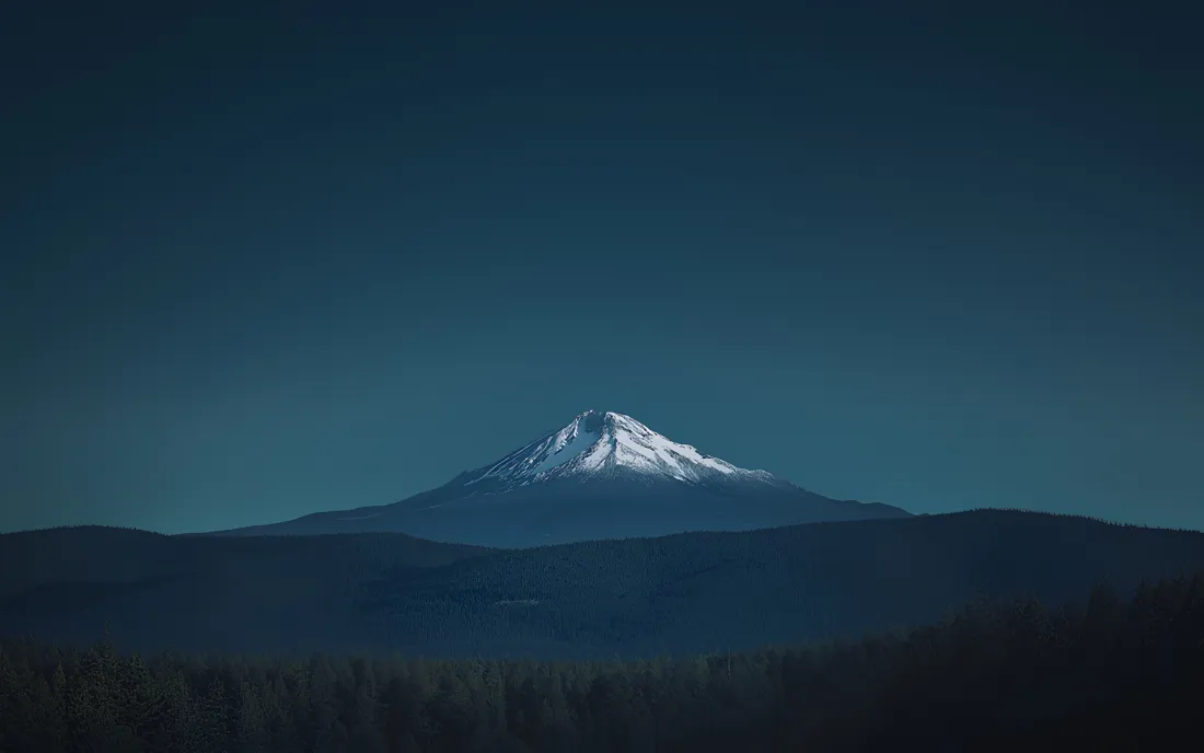 3k雪山大山壁纸｜深蓝天空背景图片 - 远山自然风景「哲风壁纸」