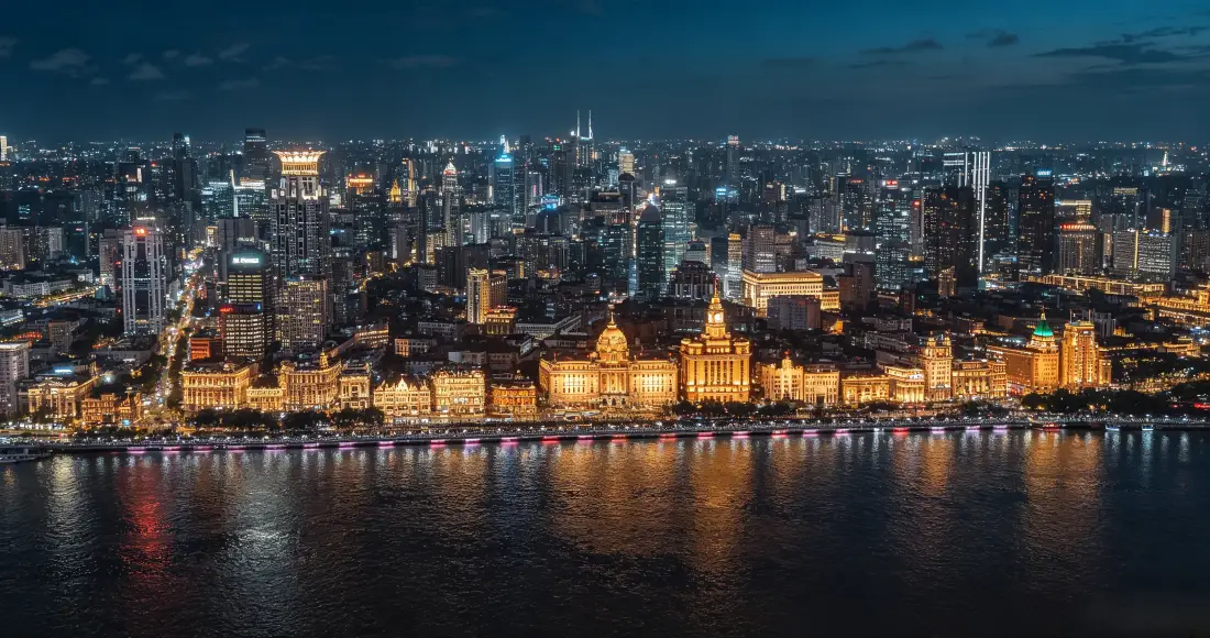 3k上海外滩夜景｜城市风光背景图片 - 黄浦江万国建筑群「哲风壁纸」