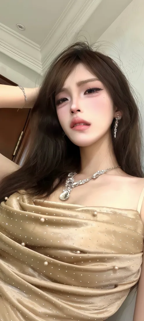 御姐美女手机壁纸｜背景图片 - 香槟金抹胸礼服长发氛围感写真「哲风壁纸」