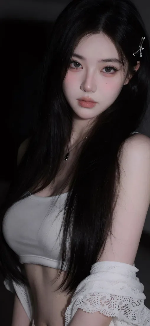 冷感黑发美女手机壁纸｜暗调背景图片 - 白色抹胸蕾丝写真「哲风壁纸」