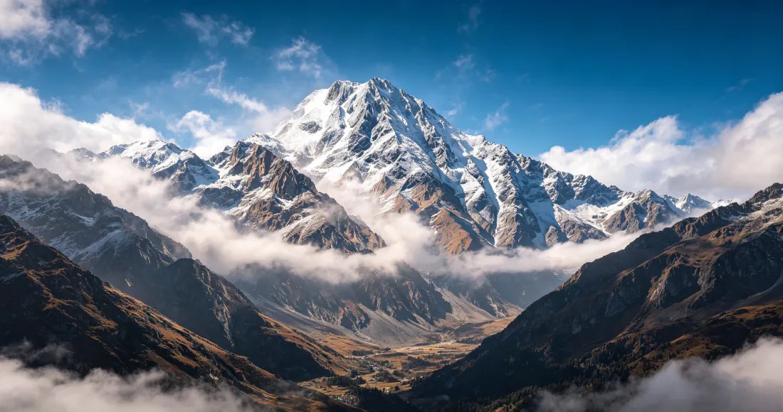 3k雪山云海壁纸｜高原山脉背景图片 - 蓝天雪峰自然风光「哲风壁纸」
