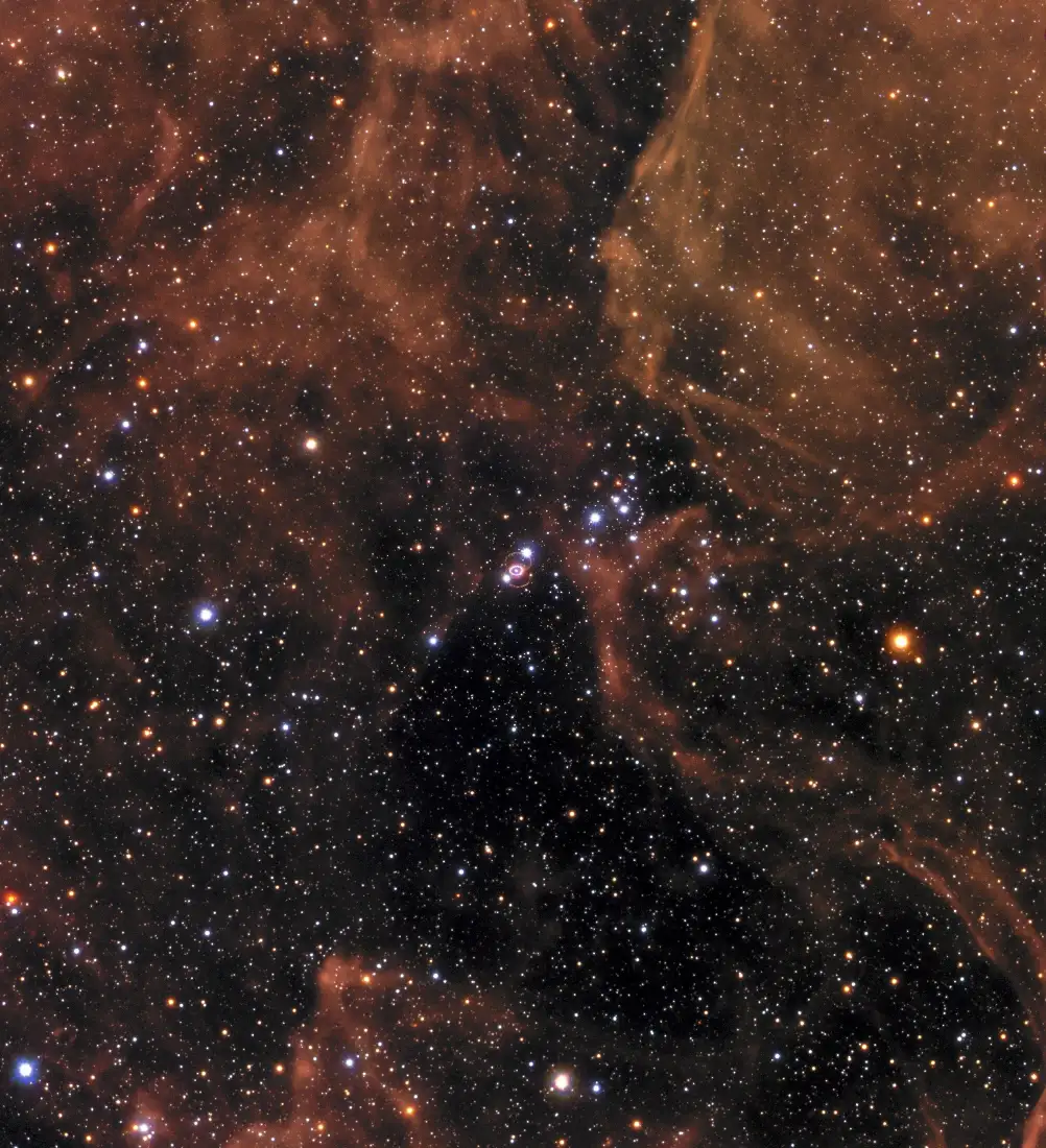 《天文学》手机壁纸-超新星星眼图片-大麦哲伦星星眼云背景-哈勃太空望远镜「哲风壁纸」
